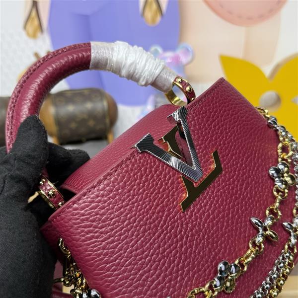 2026120185551357 270